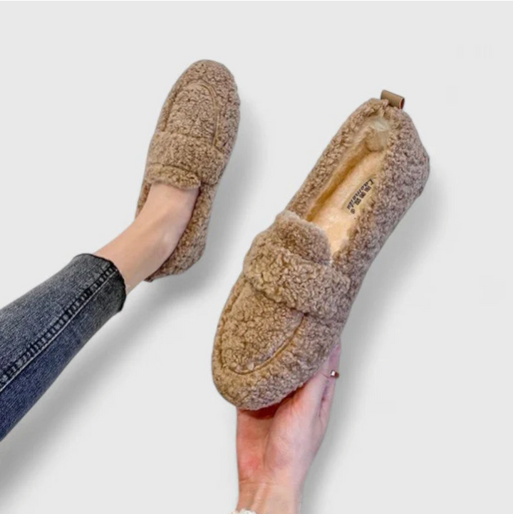 Solenne™ – Warmer, eleganter Slipper